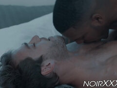 Noire, Sucer une bite, Queue, Homosexuelle, Hard, Interracial, Embrassement, Muscle