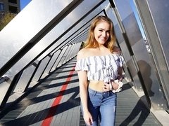 Gros cul, Blonde, Sucer une bite, En levrette, Béant, Pov, Rasée, Adolescente