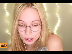 Blondine, Dildo, Schmuddelige sprache, Brille, Handjob, Hd, Solo, Scherzbold