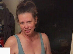 Alluring mature woman POV heart-stopping xxx clip