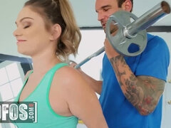 Athena Faris seduces Alex Legend with her gym bag & gets a mouthful of cum