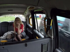 Horny slut Amber Jayne pleasures horny taxi driver