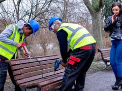 Grosser arsch, Grosse titten, Blasen, Braunhaarige, Behaart, Hardcore, Interrassisch, Natürlichen titten