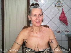 Grosse bite, Gros seins, Sucer une bite, Brunette brune, Mature, Seins naturels, Laide, Webcam