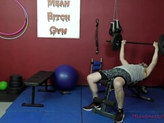 The Muscle Queen Brandi Mae Trains a Wimp In the Gym To Worship Her