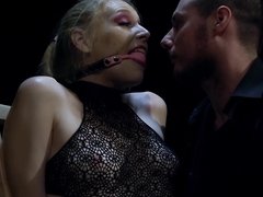 Blonde, Sucer une bite, Bondage, Tir de sperme, Domination, Hd, Seins naturels, Jouets