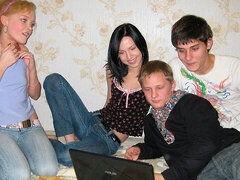 Russian teens Katy and Foxy appreciate foursome action