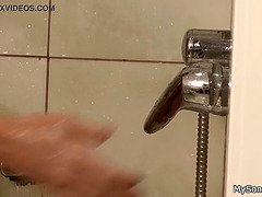 浴室, フェラチオ, 茶髪の, チェコ, Hd, なめる, 馬乗り, シャワー