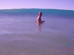 Amateur, Cul, Bikini, Blonde, Sucer une bite, Orgasme, Chatte, Rasée