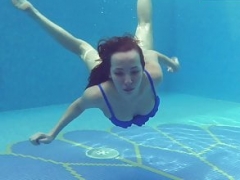 Lina Mercury hot Russian submerged underwater