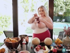 Stella Daniels BBW model solo video