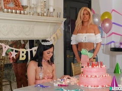 Big-Titted lesbian Mommy ass sex fucks Bday girl