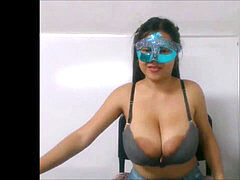 Hot teen hefty natural globes on web cam on ChatGirls.cloud