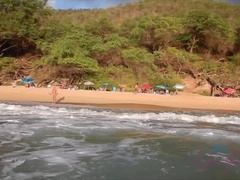 Amatoriale, Spiaggia, Capellona, All'aperto, Punto di vista pov, Figa, Doccia, Bagnata