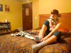 Young guy hogties himself in fuzzy socks - selfbondage session (step-by-step)