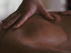 Ariel X & Jade Kush - A Perfect Body Lesbian Massage