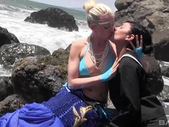 Lorelei Lee Plays With The Magical Mermaid Beretta James