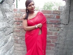 Hottest Bhabhi Sari in a sexy style,Red Color Saree Act