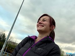 Amateur, Sucer une bite, Brunette brune, Tir de sperme, Massage, Argent, De plein air, Pov