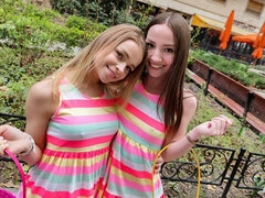 Super Cute Cousins Kate and Alexa Have a Crazy Easter Egg Hunt