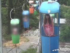 Grosse titten, Braunhaarige, Vollbusig, Milf, Im freien, Öffentlich, Solo, Titten