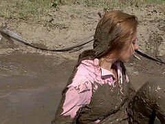 gal in jeans take a sloppy bath