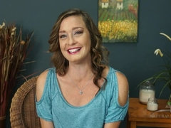 Cindi Thompson gives an interview and masturbates
