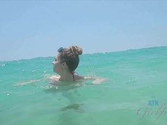 Amateur, Playa, Penetracion con dedos, Novia, Orgasmo, Al aire libre, Pov